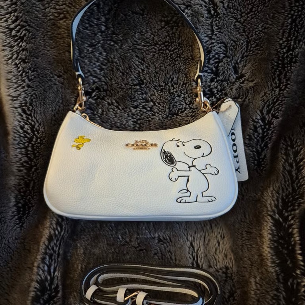 Coach | Bags | Coach X Peanuts Teri Shoulder Bag Snoopy Chalk